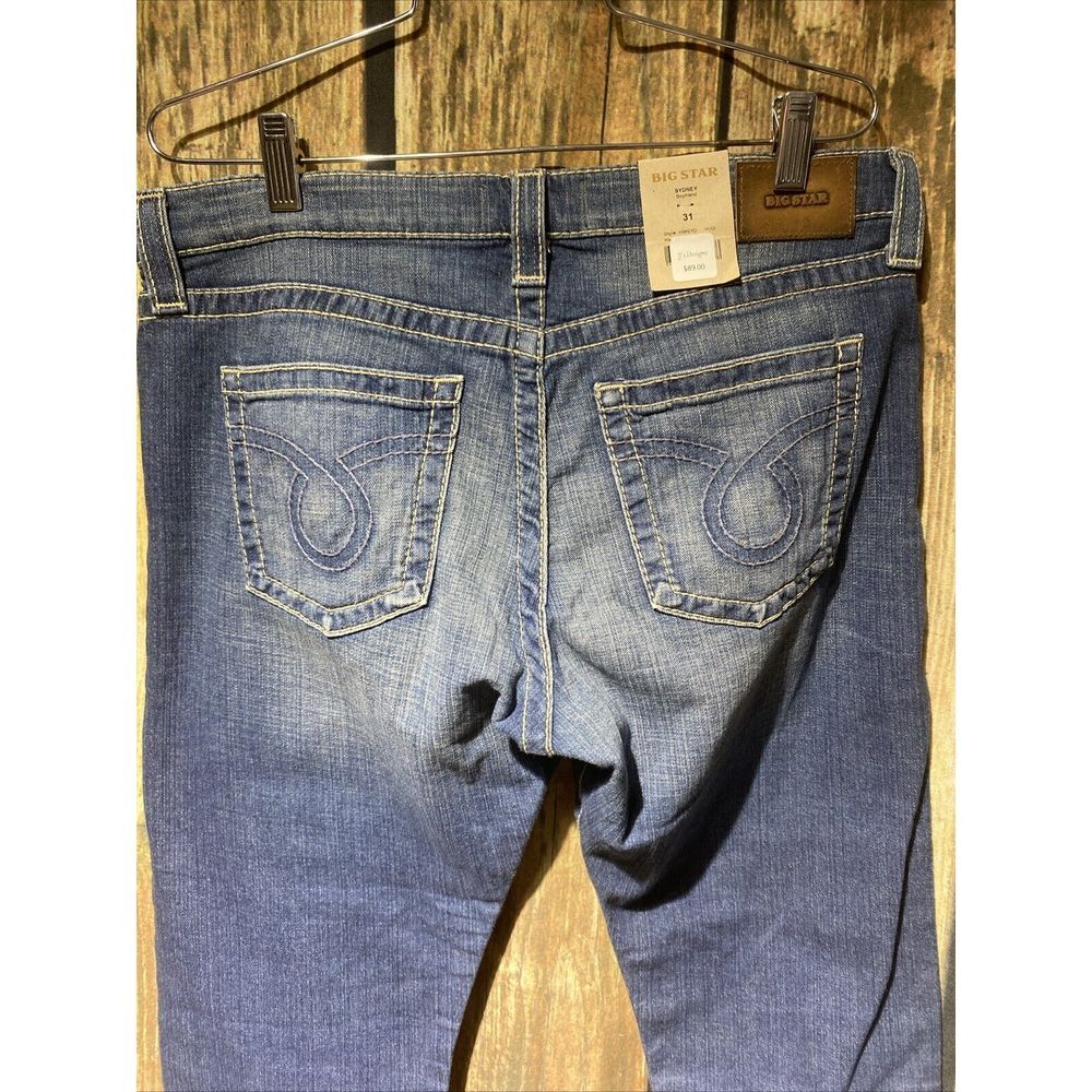 Big Star Sidney Boyfriend Blue Jeans Women's Size 31 Distressed Denim